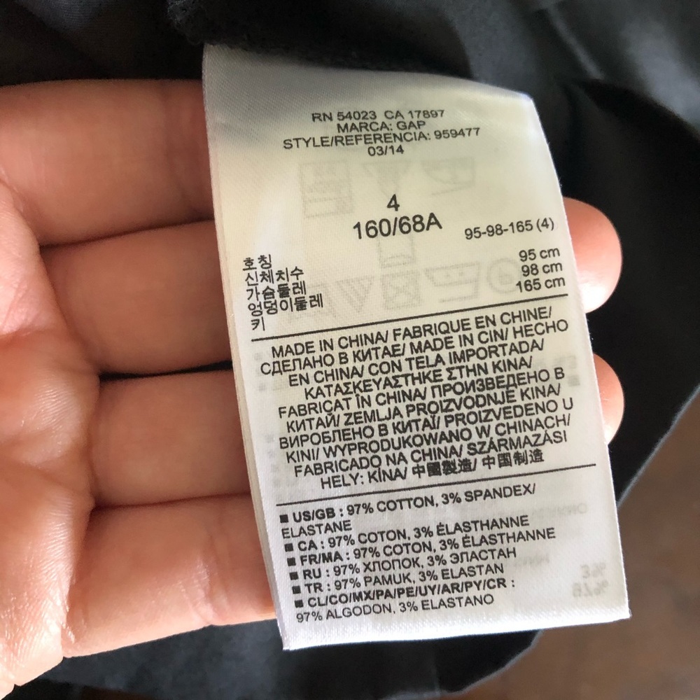 🐕 NWOT GAP fit and flare cotton dress - Picture 10 of 10